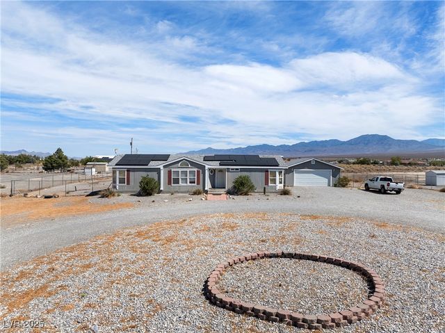 2700 East Dandelion Street, Pahrump, NV 89048