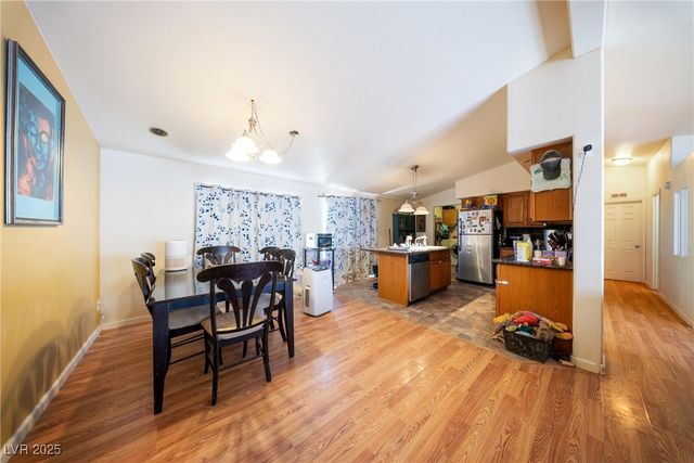 2700 East Dandelion Street, Pahrump, NV 89048