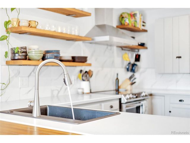 10320 W 102nd Ave, Broomfield, CO 80021