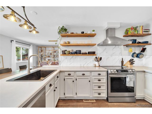 10320 W 102nd Ave, Broomfield, CO 80021