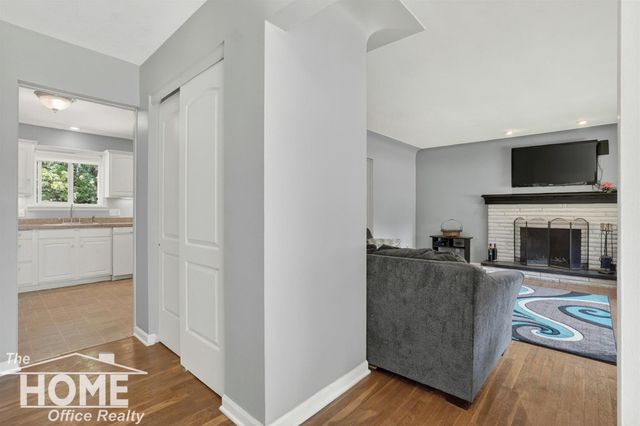 1208 Harding Avenue, Owosso, MI 48867