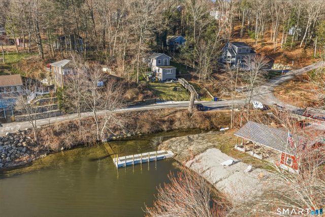 12 Bankside Trail, Newtown, CT 06482