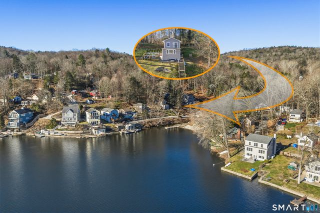 12 Bankside Trail, Newtown, CT 06482