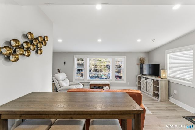 12 Bankside Trail, Newtown, CT 06482