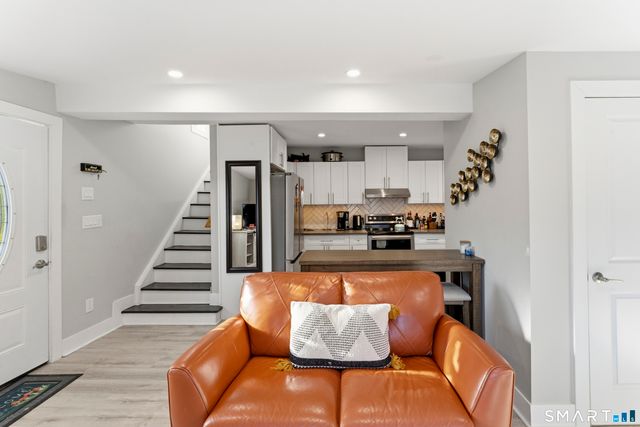 12 Bankside Trail, Newtown, CT 06482