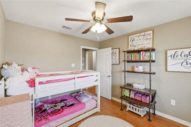 937 Crested Point Drive, College Station, TX 77845