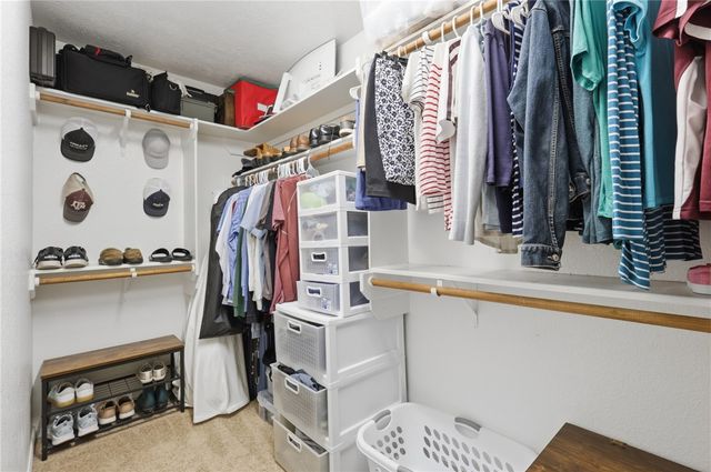 937 Crested Point Drive, College Station, TX 77845