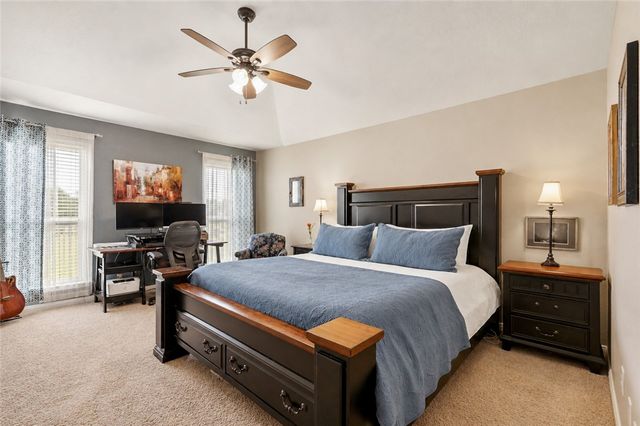 937 Crested Point Drive, College Station, TX 77845