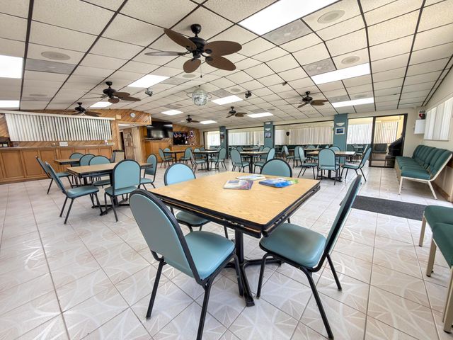 235 PINE HOV Circle A-2, Greenacres, FL 33463