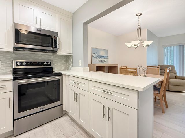 235 PINE HOV Circle A-2, Greenacres, FL 33463