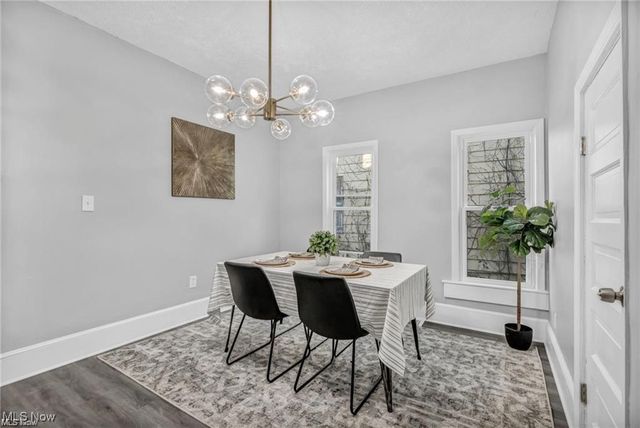 1566 Winchester Avenue, Lakewood, OH 44107