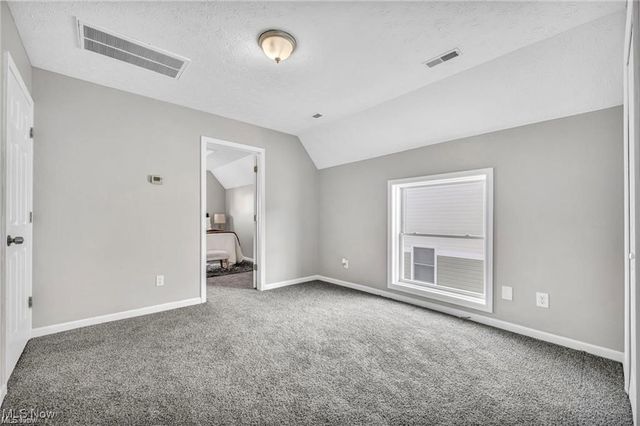 1566 Winchester Avenue, Lakewood, OH 44107