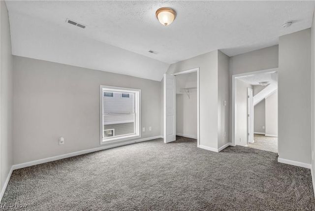 1566 Winchester Avenue, Lakewood, OH 44107