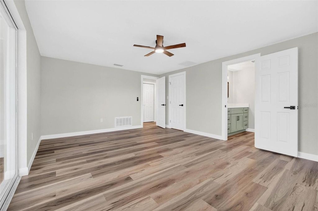 Image 18 of property listing at 4001 TOPSAIL TRAIL, New Port Richey, FL 34652