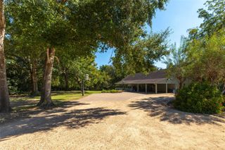 8844 Whiddon Road S, Chappell Hill, TX 77426