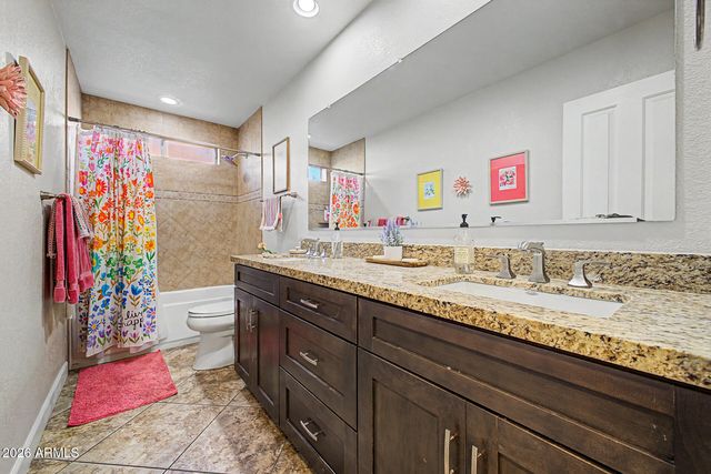 5309 W SWEETWATER Avenue, Glendale, AZ 85304