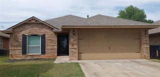 12109 SW 8th Street, Yukon, OK 73099