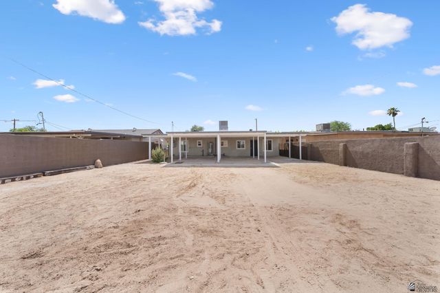 2265 S Madison Ave, Yuma, AZ 85364