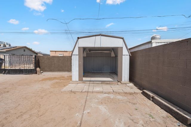 2265 S Madison Ave, Yuma, AZ 85364