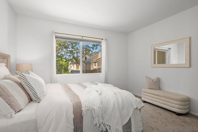 4118 Via Candidiz 115, San Diego, CA 92130