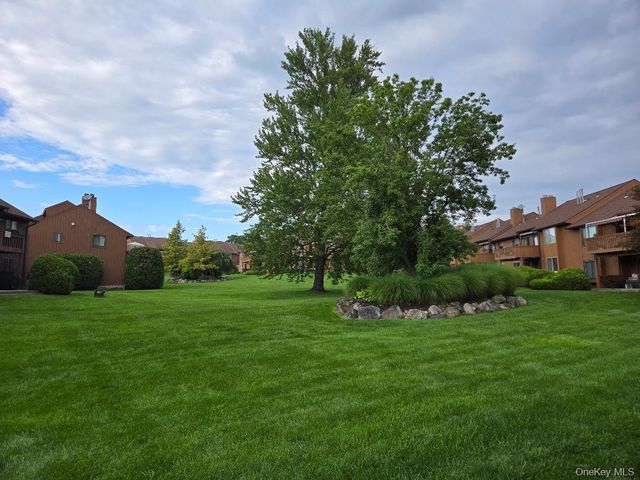 731 Panorama Drive, Mohegan Lake, NY 10547