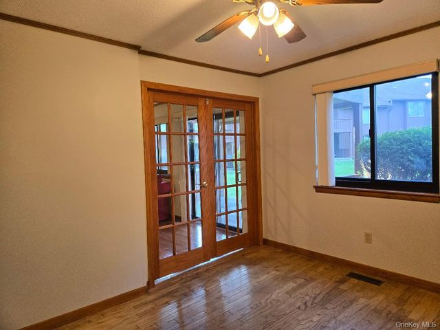 731 Panorama Drive, Mohegan Lake, NY 10547