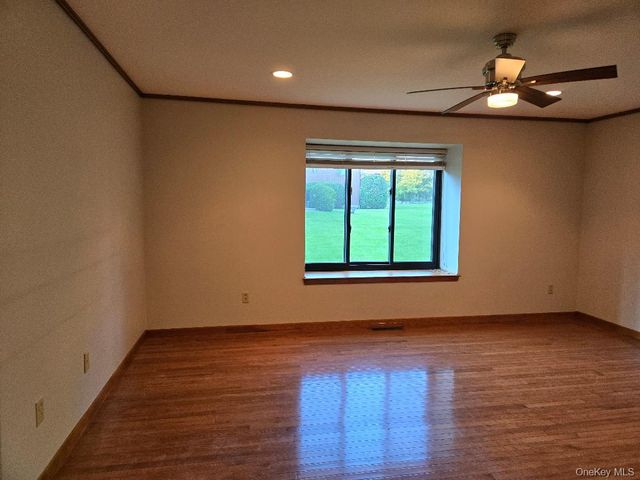 731 Panorama Drive, Mohegan Lake, NY 10547