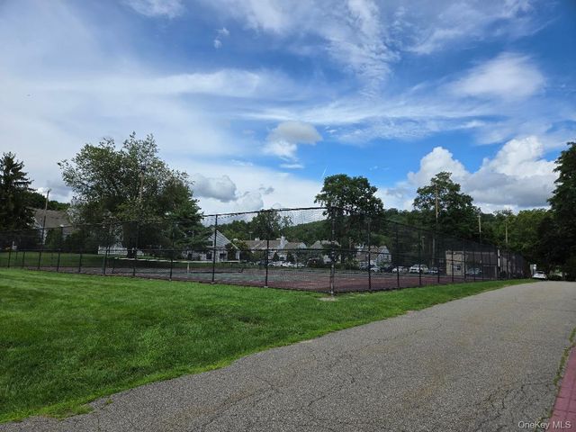 731 Panorama Drive, Mohegan Lake, NY 10547