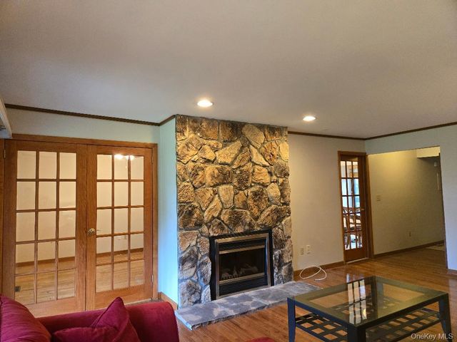 731 Panorama Drive, Mohegan Lake, NY 10547