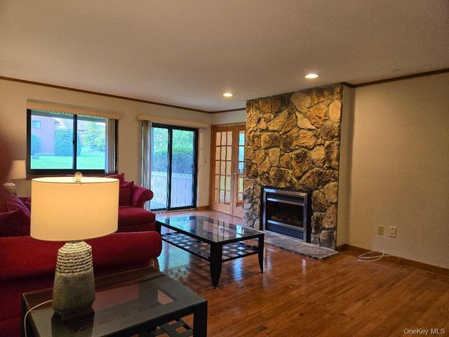 731 Panorama Drive, Mohegan Lake, NY 10547