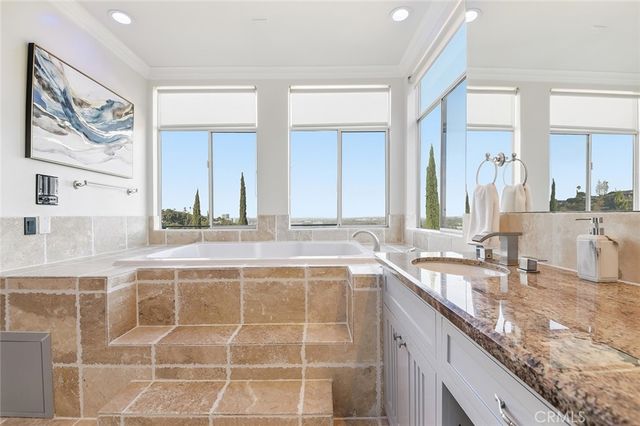 3952 Oakfield Drive, Sherman Oaks, CA 91423