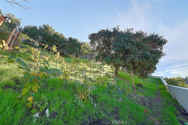 3952 Oakfield Drive, Sherman Oaks, CA 91423