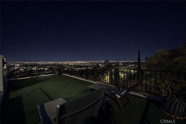 3952 Oakfield Drive, Sherman Oaks, CA 91423