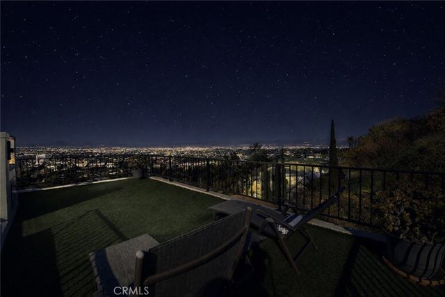 3952 Oakfield Drive, Sherman Oaks, CA 91423