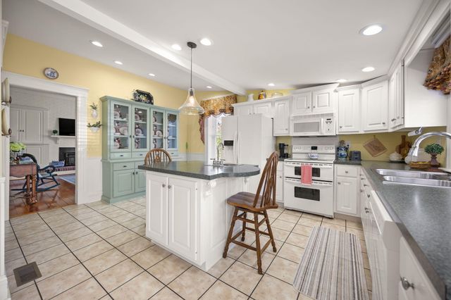 209 Lexington Road, Lancaster, KY 40444