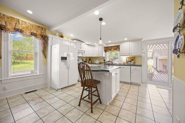 209 Lexington Road, Lancaster, KY 40444
