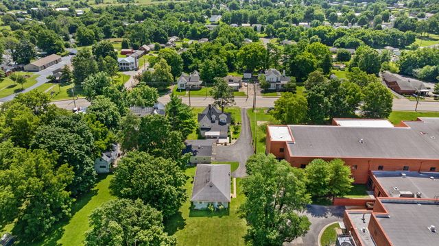 209 Lexington Road, Lancaster, KY 40444