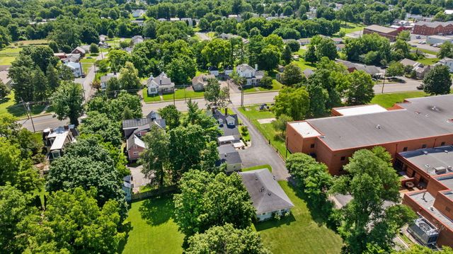 209 Lexington Road, Lancaster, KY 40444