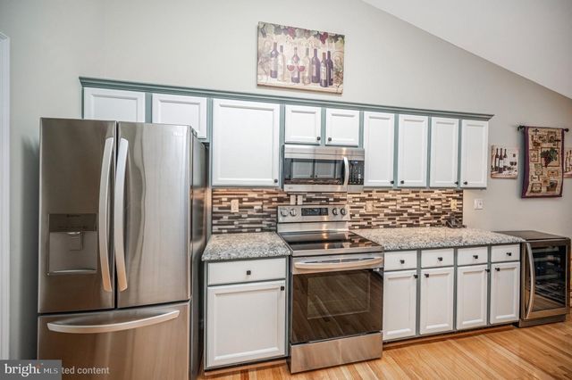 204 TALL PINES AVE, Locust Grove, VA 22508