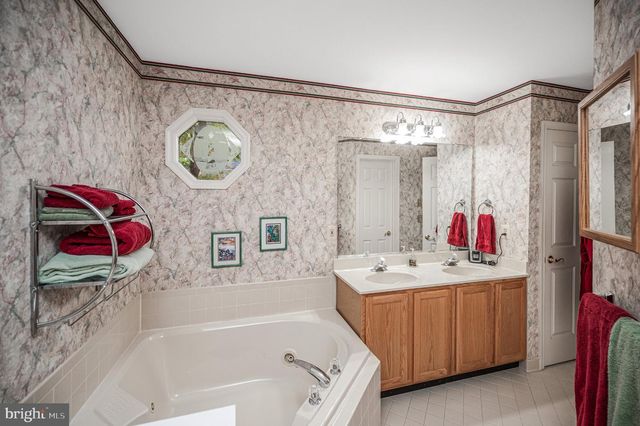 204 TALL PINES AVE, Locust Grove, VA 22508
