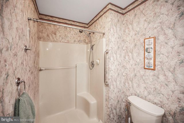 204 TALL PINES AVE, Locust Grove, VA 22508