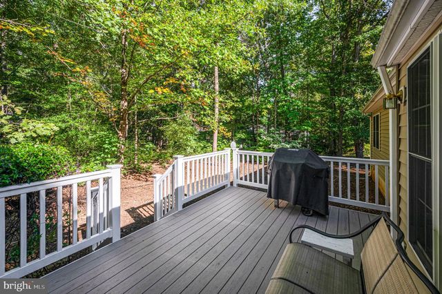 204 TALL PINES AVE, Locust Grove, VA 22508