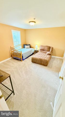 2501 FRIENDSHIP HEIGHTS DR, Fort Washington, MD 20744