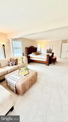 2501 FRIENDSHIP HEIGHTS DR, Fort Washington, MD 20744