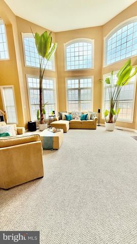 2501 FRIENDSHIP HEIGHTS DR, Fort Washington, MD 20744