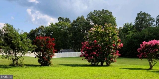 2501 FRIENDSHIP HEIGHTS DR, Fort Washington, MD 20744