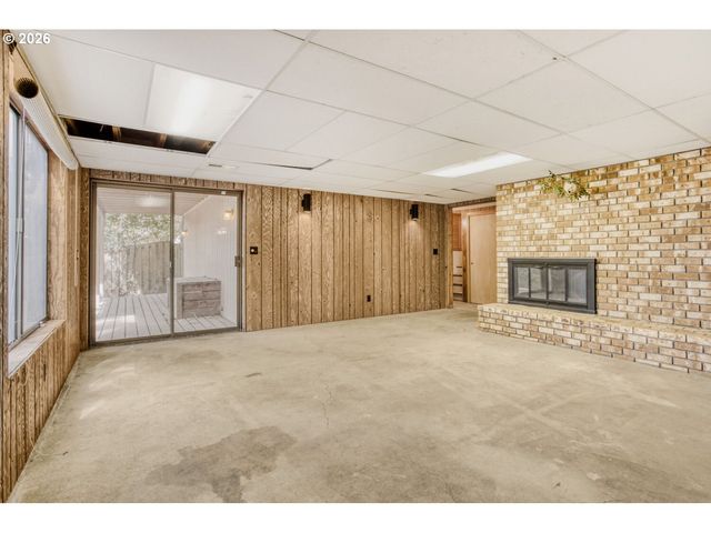 9924 Se NANCY Ct, Happy Valley, OR 97086