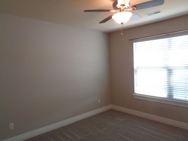 4803 CEDAR COALS CT, Columbia, MO 65203