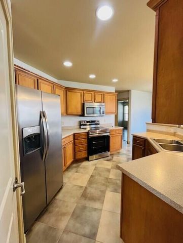 4803 CEDAR COALS CT, Columbia, MO 65203