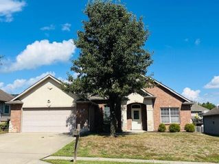 4803 CEDAR COALS CT, Columbia, MO 65203